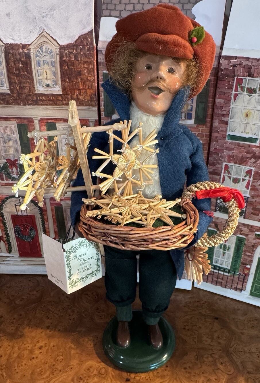 Byers Choice 2006 Straw Star Basket Seller Caroler Christmas Cries Of London